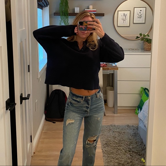 Brandy Melville Sweaters - Cropped sweater